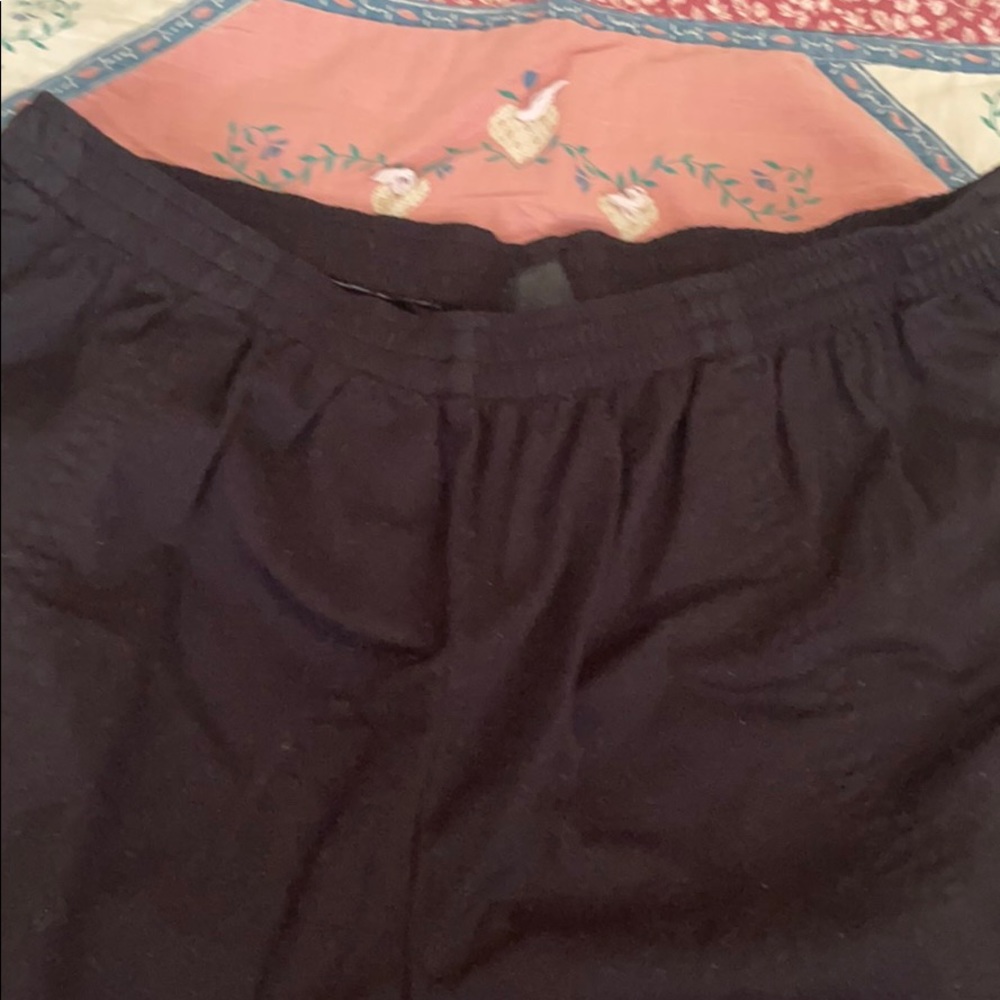 Capris - Picture 4 of 5